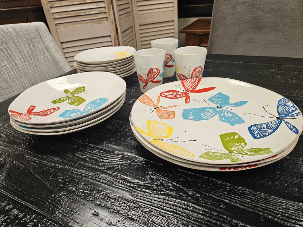 Butterflies Dinnerware SET