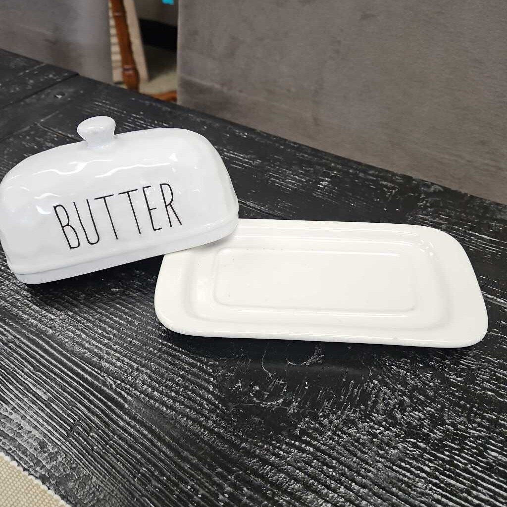 Rae Dunn Magenta Artisan Collection Butter Dish with Lid