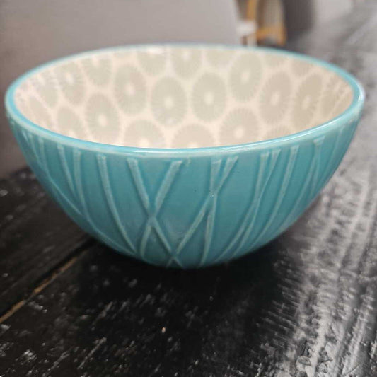 Textured Ceramic Salad Bowl