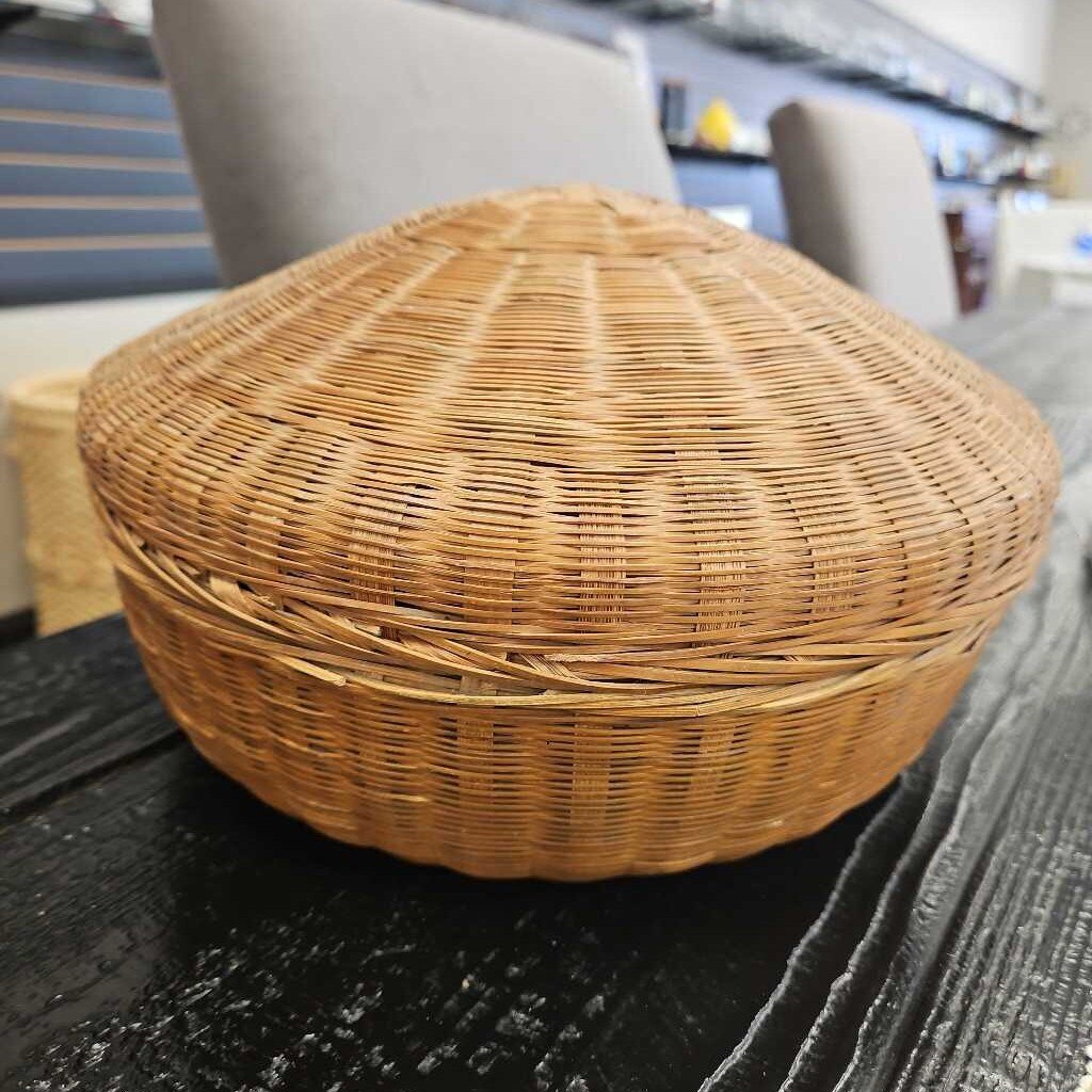 Wicker Basket with Lid