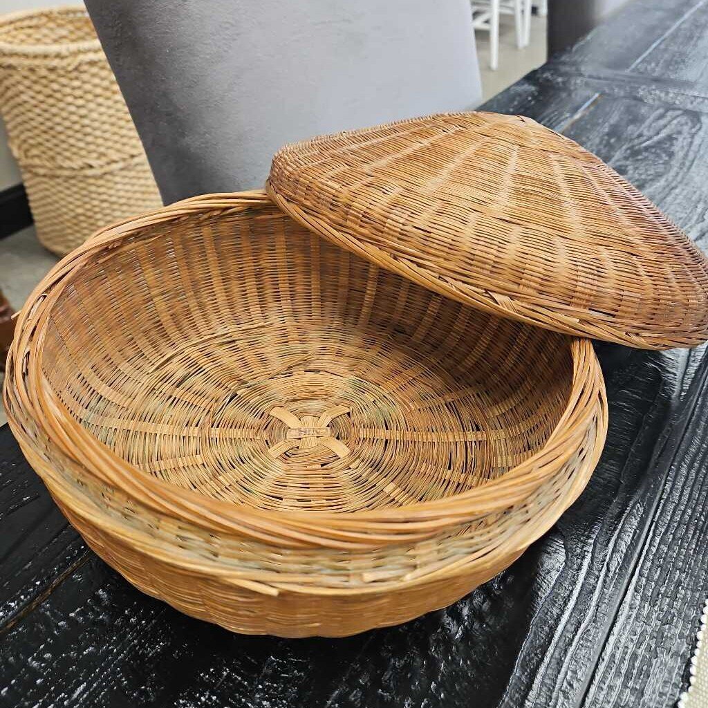 Wicker Basket with Lid