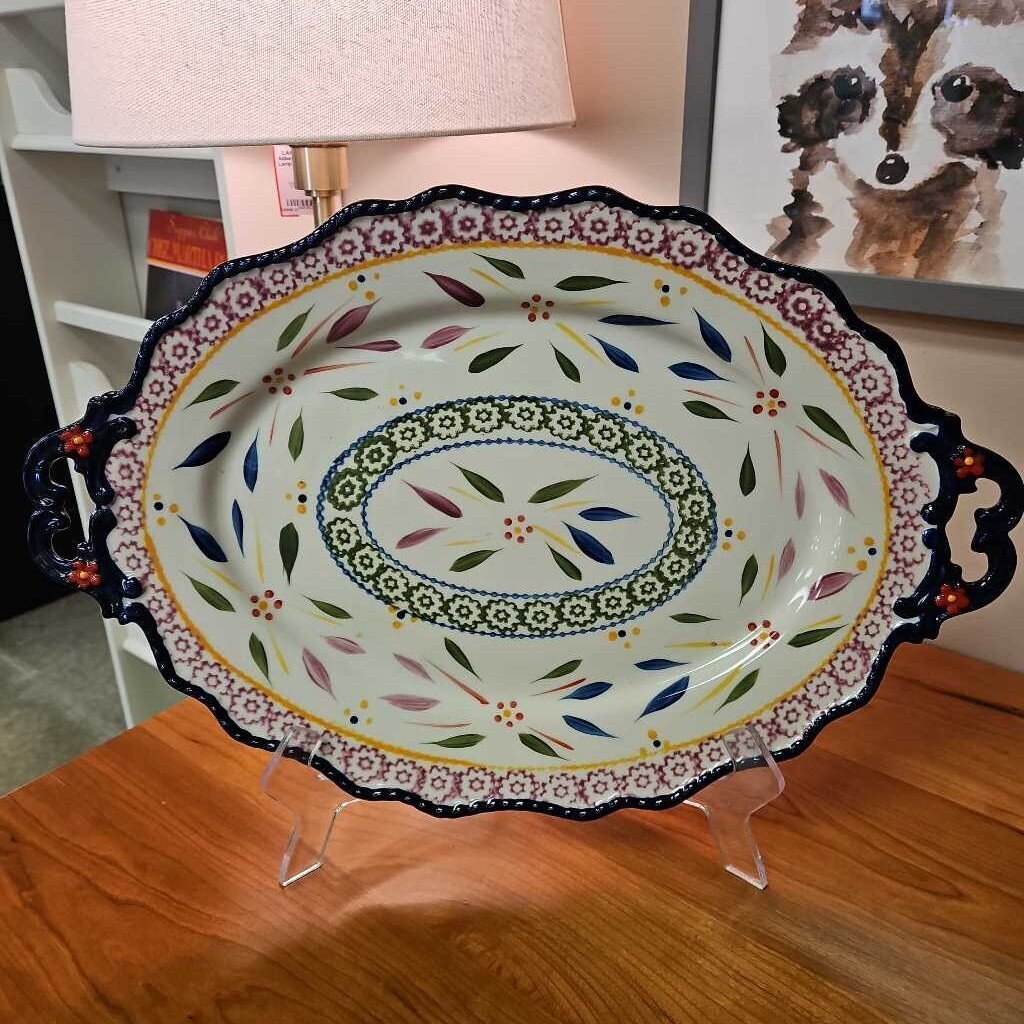 Temp-Tations by Tara Scalloped Edge Serving Platter