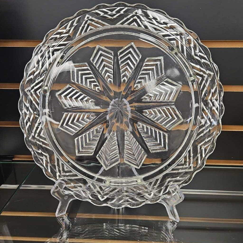 Glass Snowflake 3-Footed Cake Stand