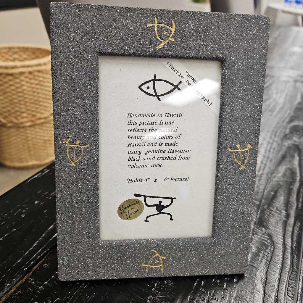 Handmade Hawaiian Sand Petroglyph Game