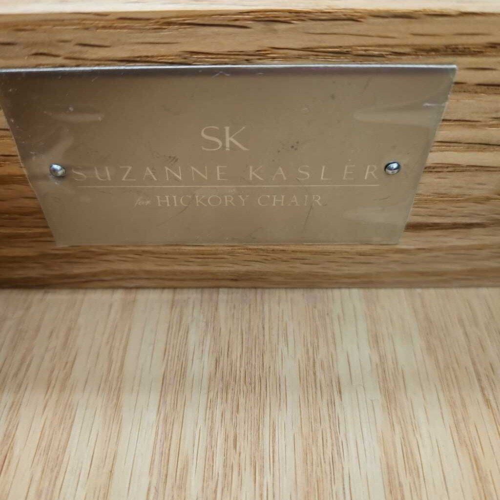 West Paces Side Table by Suzanne Kasler for Hickory Chair