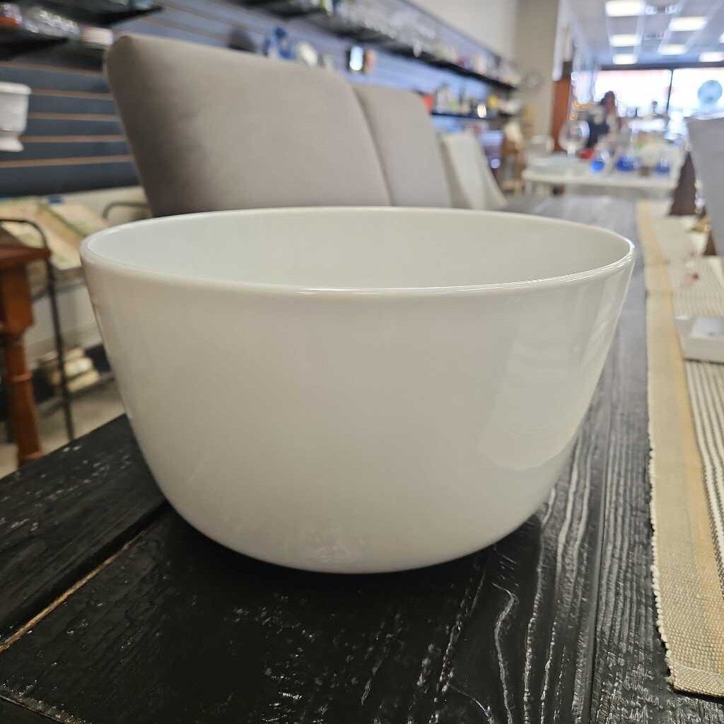 Danica Porcelain Serving Bowl