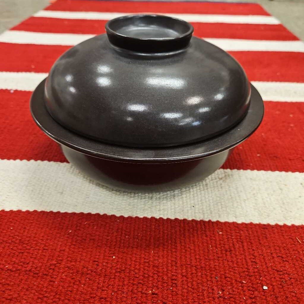 Arabia Finland LEIKKI Flame Pottery Casserole Dish w/Lid