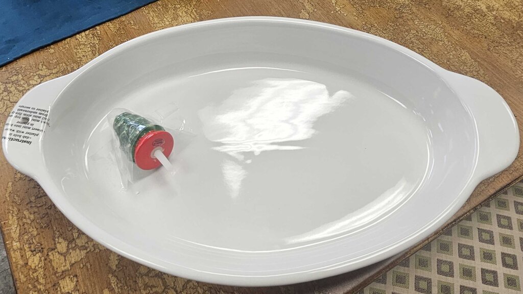 Nora Fleming Oval Baker w/Christmas Tree