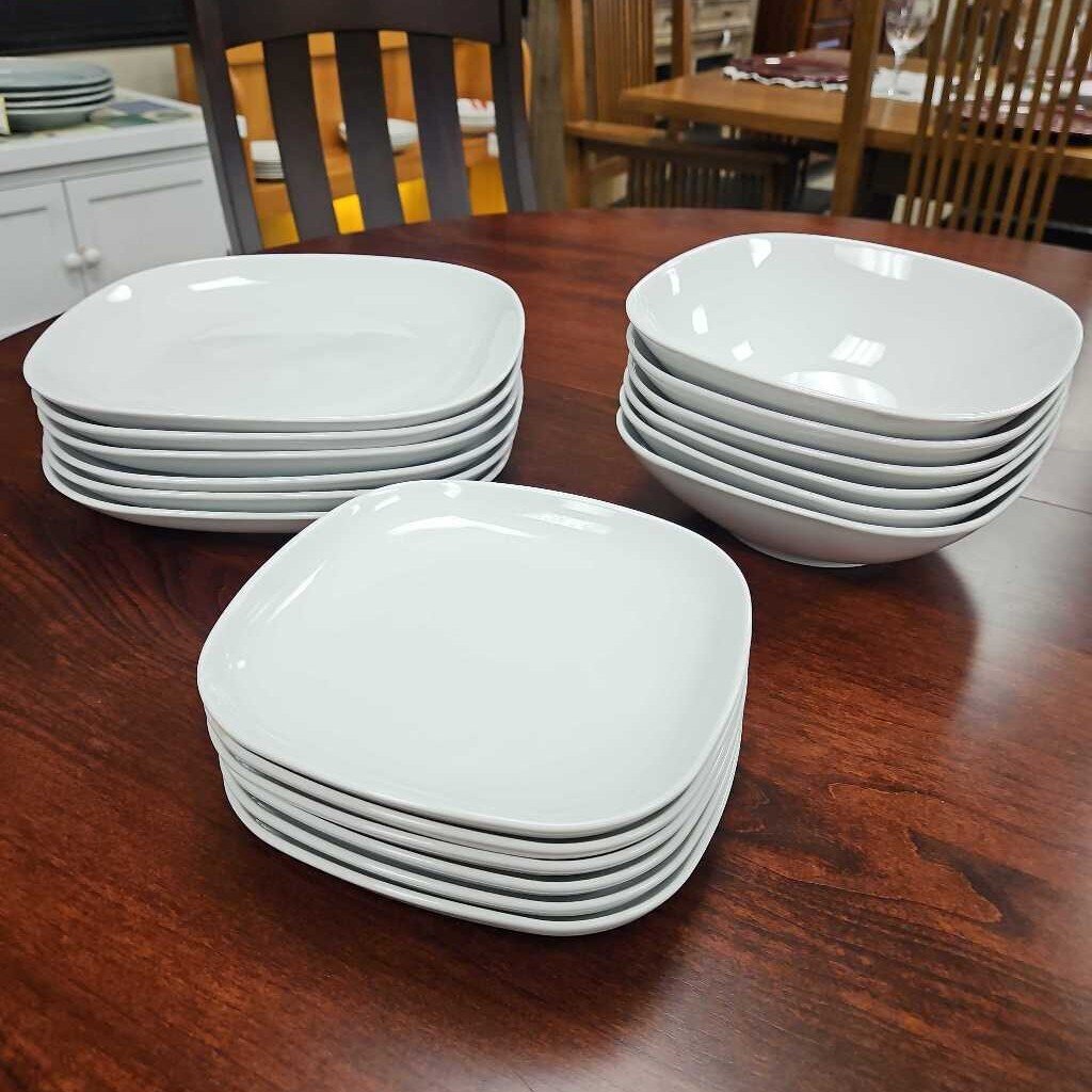 IKEA Square Dinnerware Set - Salad Bowls (x6), Appetizer Plates (x6), Dinner Plates (x6)