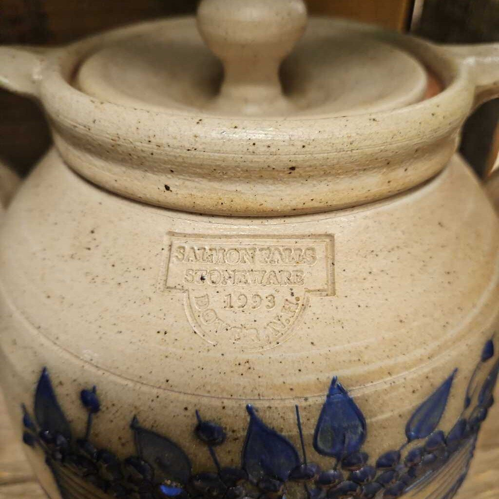 Salmon Falls Stoneware Blueberry Basket Crock Jar w/Lid