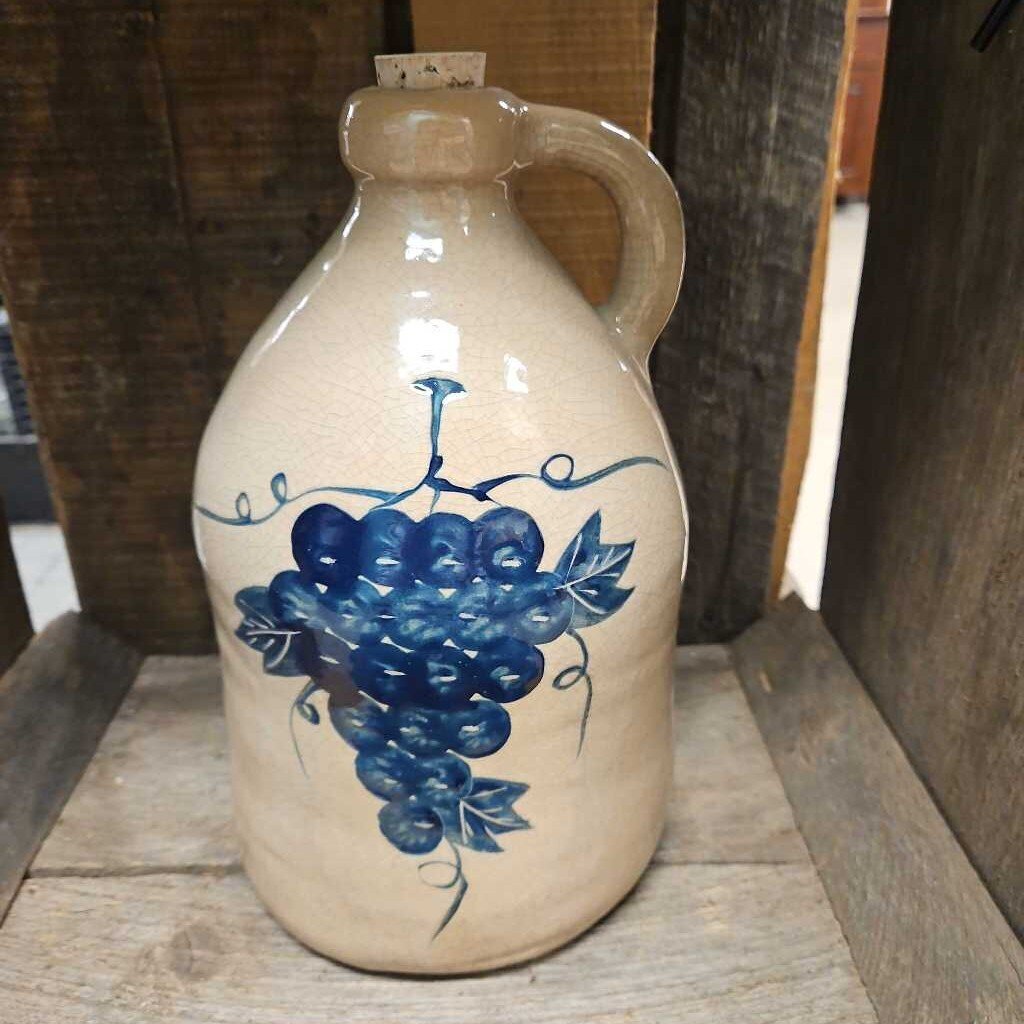 Stoneware Beehive 2 Gal. Grapevine Jug