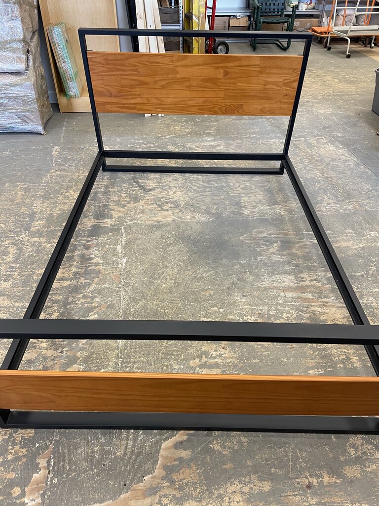 Full Size Wood and Metal Platform Bed Frame, including slats