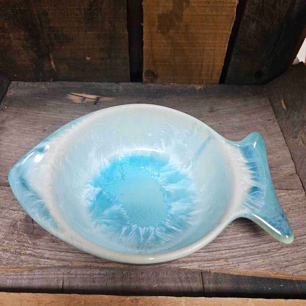Edgecomb Pottery Signed Fish Round Bowl