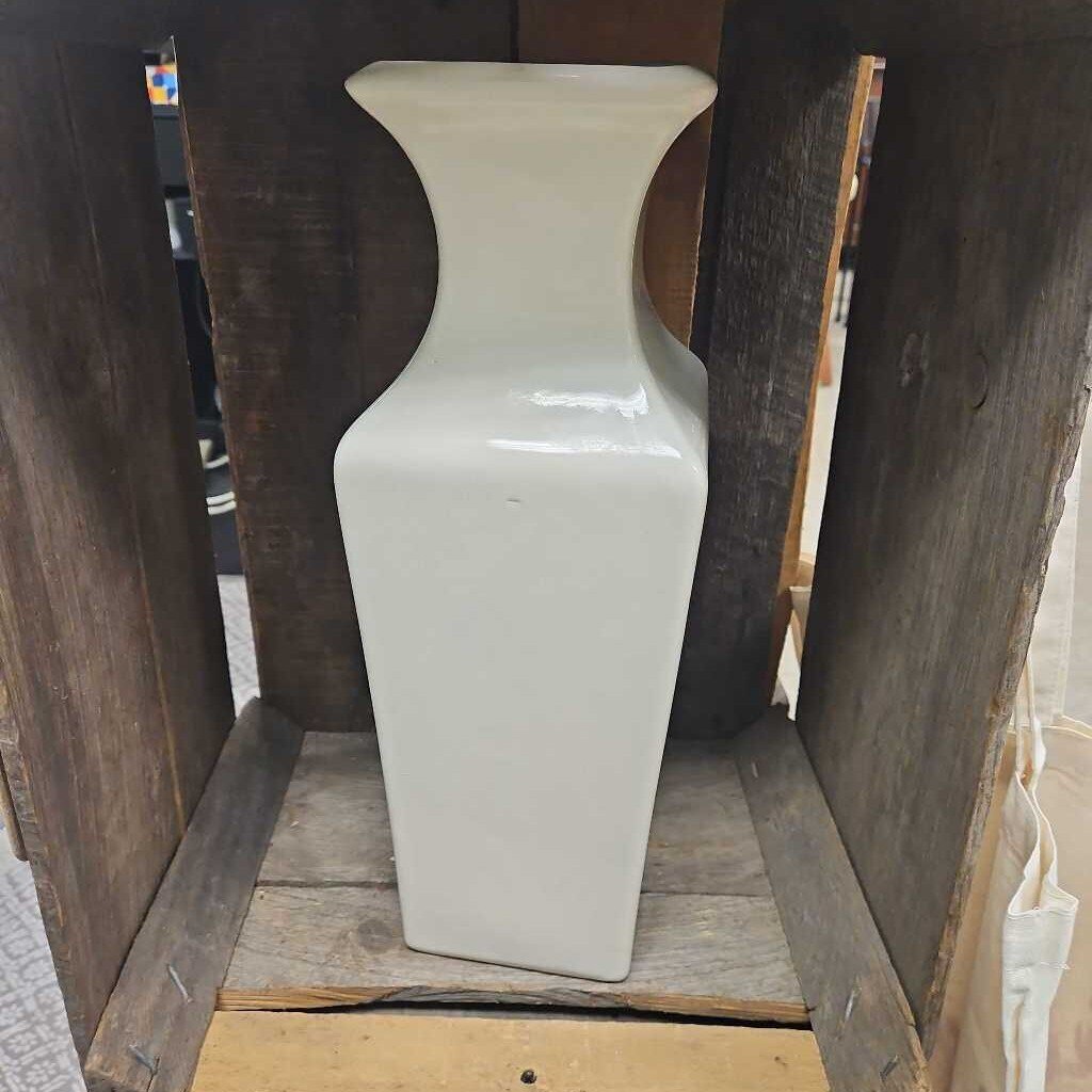 Vintage Cream Square Top Vase