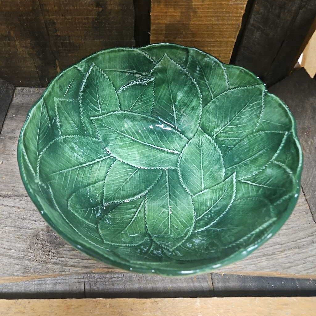 Overlapping Green Leaf Ceramic Serving & Salad Bowl - Made in Italy