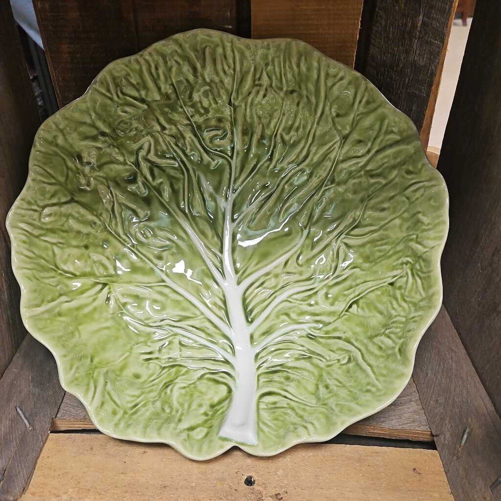 Bordallo Pinheiro Made in Portugal Green Cabbage Serving Bowl (x1) & Salad Bowls (x7)
