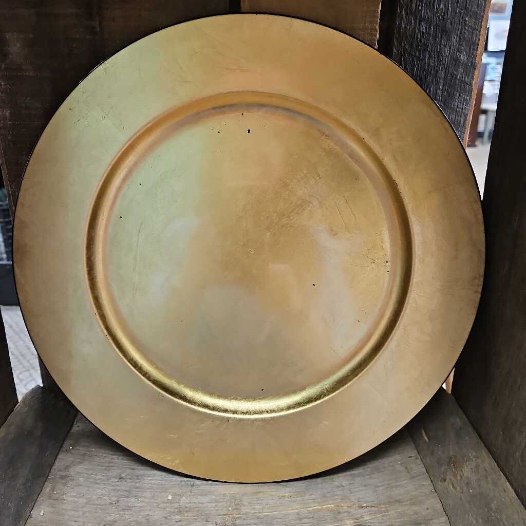 Nancy Calhoun Designs Gold Leaf Charger Plate