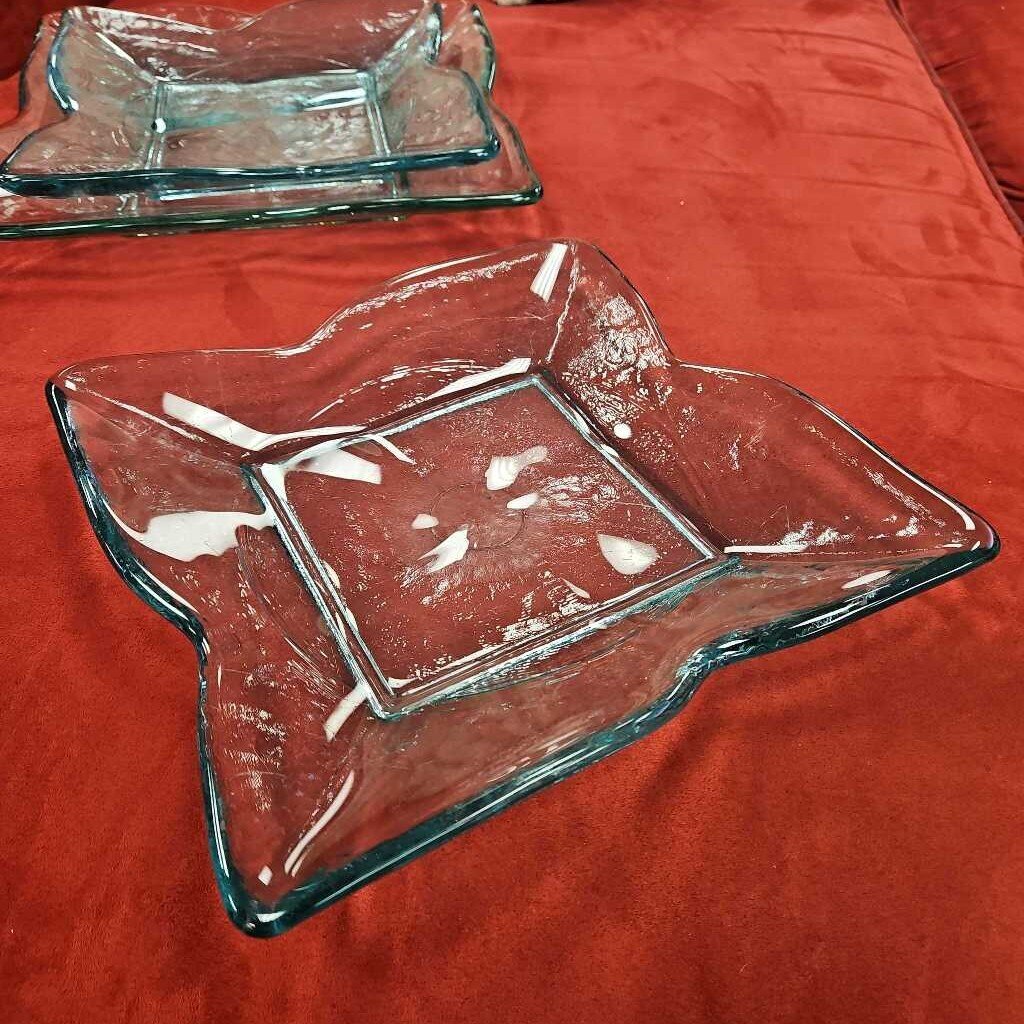 Recycled Glass Square Plates (x2) & Serving Plate (x1)