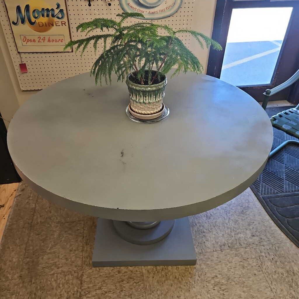 Metal Outdoor Swivel Table