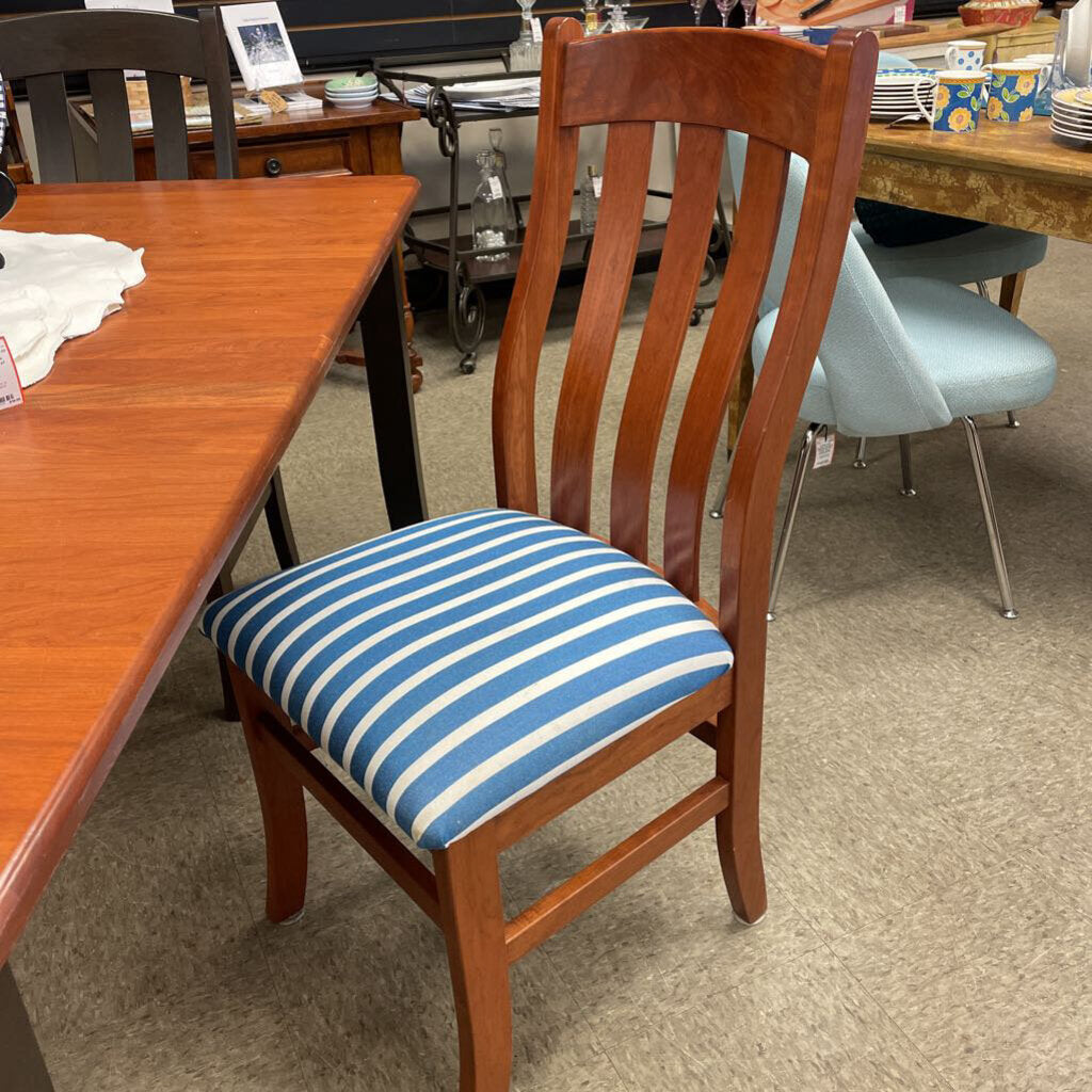 Daniel's Amish Dining Table w/Custom Upholstered Chairs