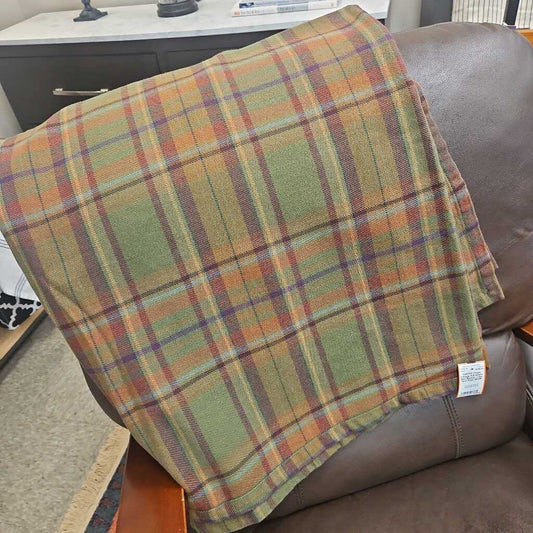Chaps Vintage Full/Queen Bed Blanket - Like New