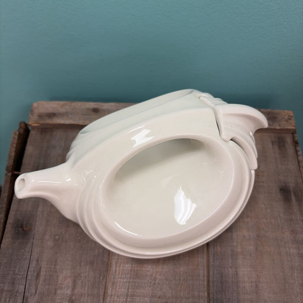 Hall Rhythm Ceramic Teapot with Lid