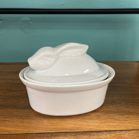 Bistro Blanc Rabbit Mini Casserole Dish w/Lid