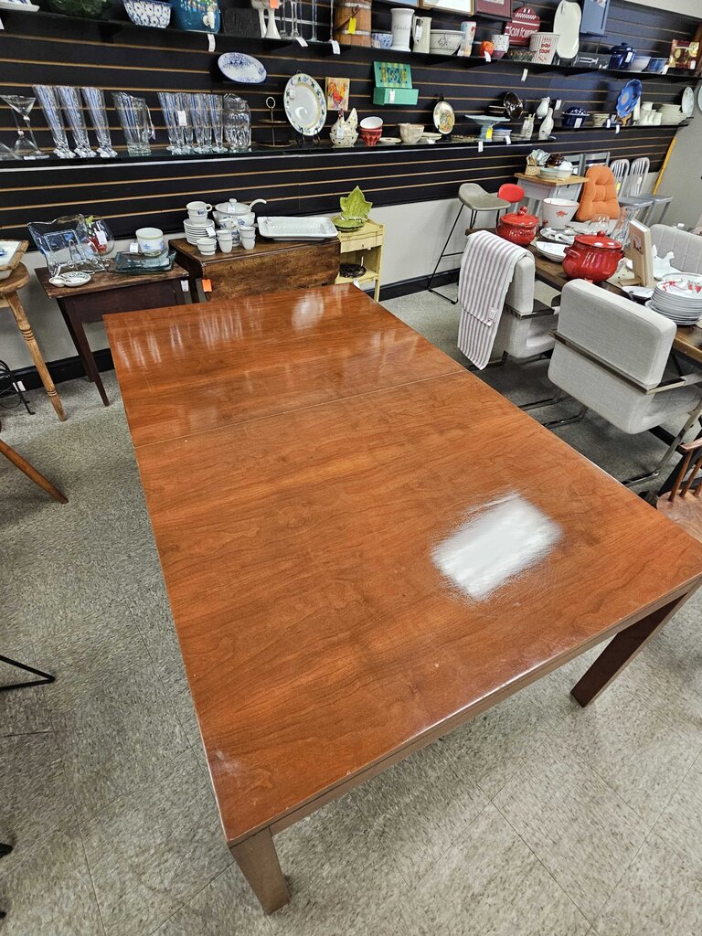 Mid-Century Modern Extendable Dining Table