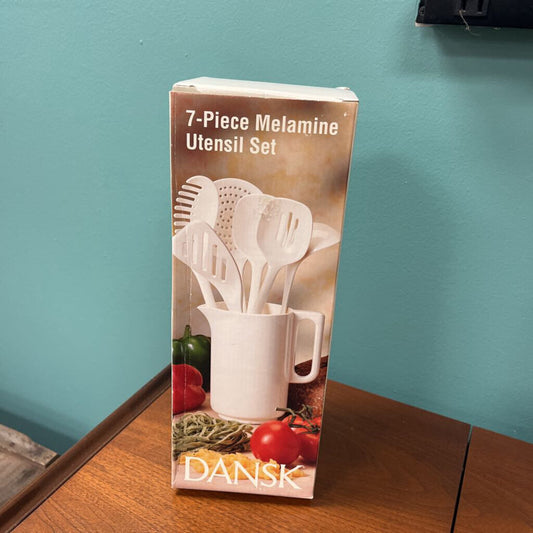 DANSK Melamine 7-Piece Utensil Set - NEW