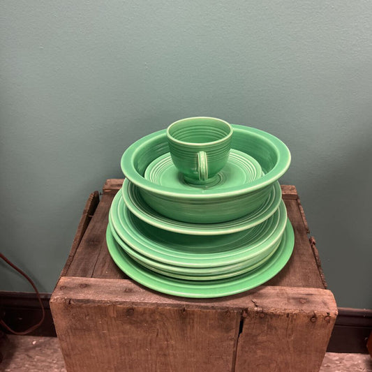 Vintage Homer Laughlin Fiesta Ware - Green - Partial Set (10pcs)