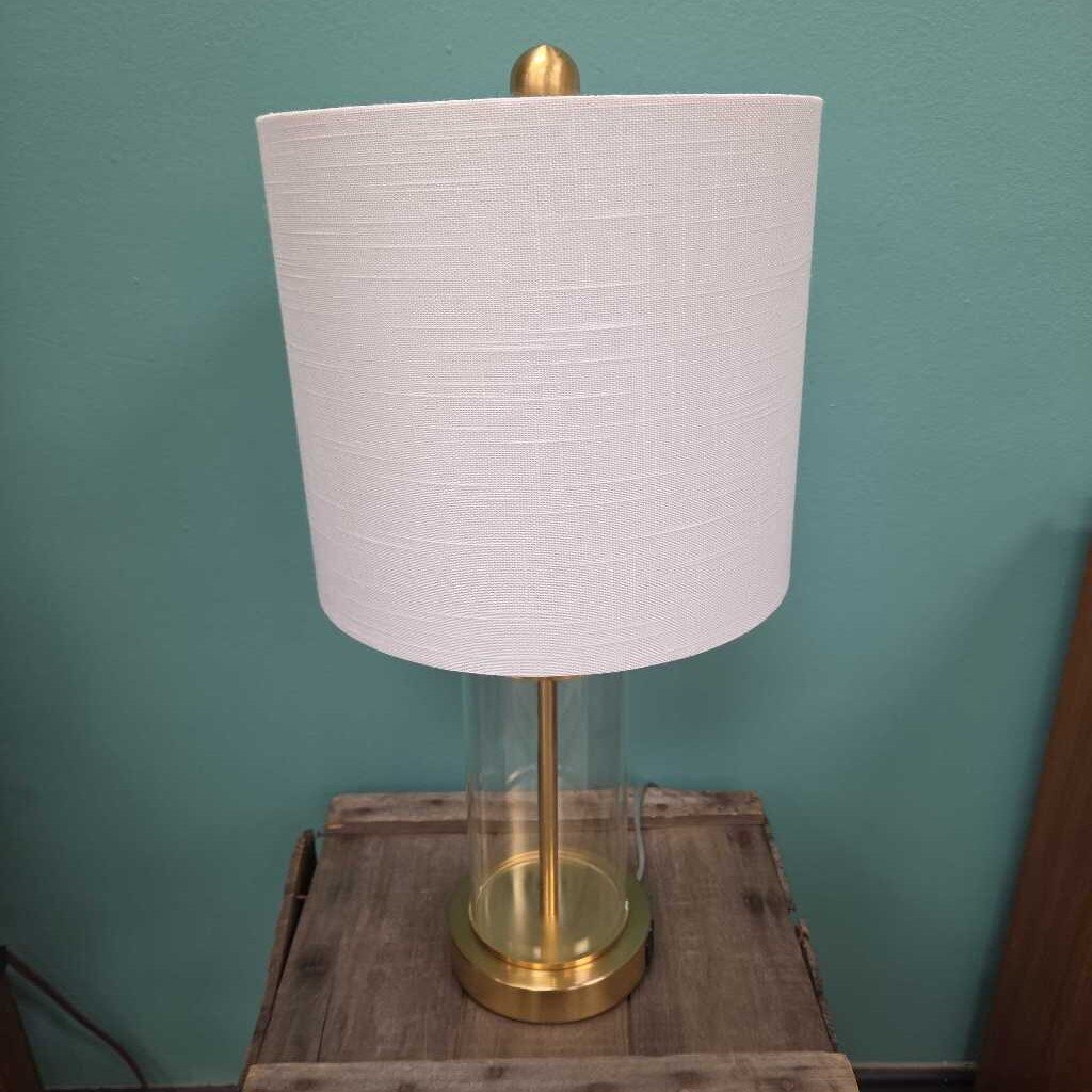 JONATHAN Y Cabell Modern LED Table Lamp with USB Charging