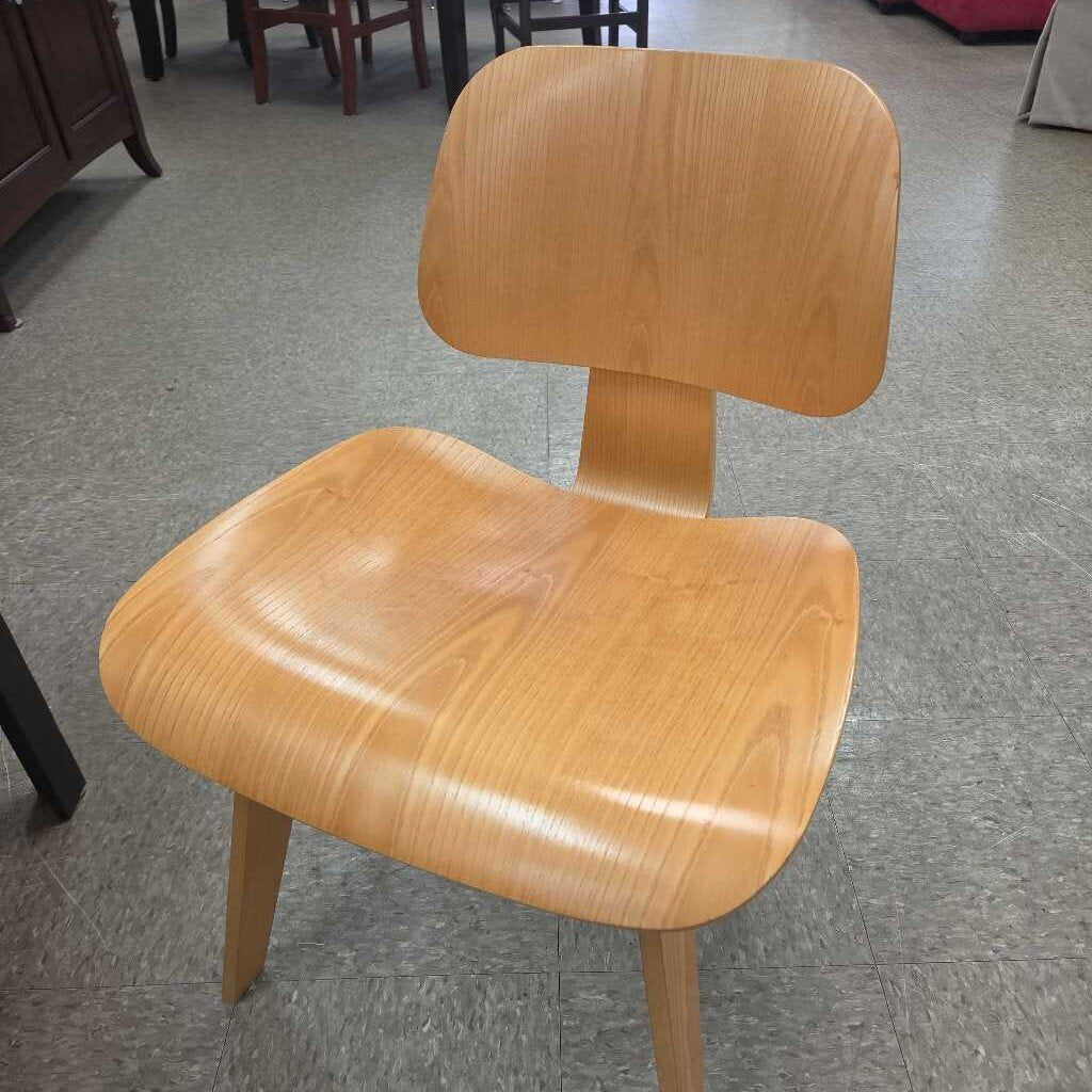 Herman Miller Eames Dining Chair (6 Available)