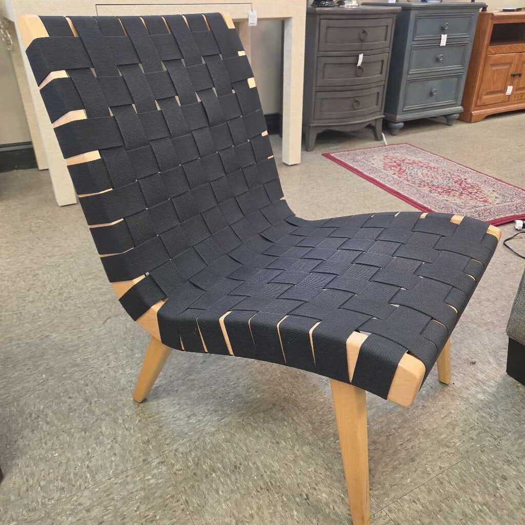 Risom Outdoor Black Strap Lounge Chairs by Room & Board (2 Available)