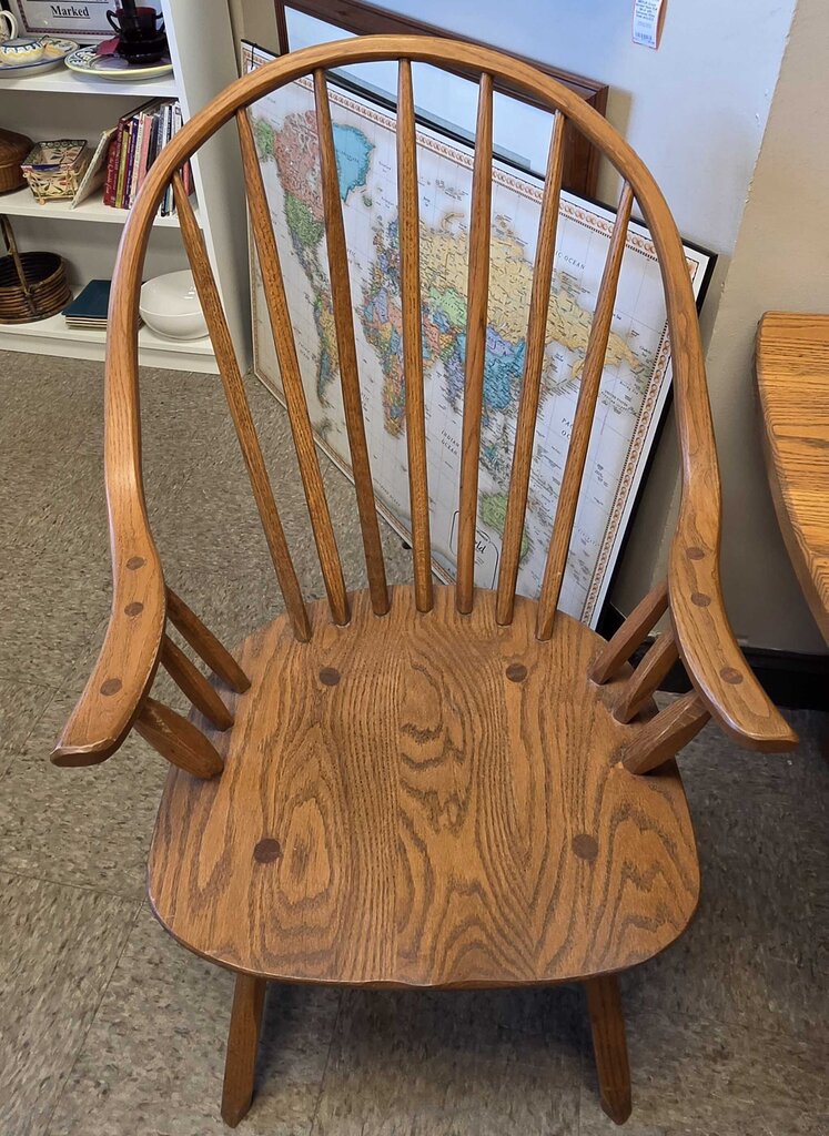 Hunt Country Furniture Solid Oak Drop Leaf Dining Table w/4 Spindle Back Chairs