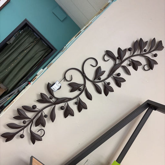 Metal Vine & Leaf Wall Decor
