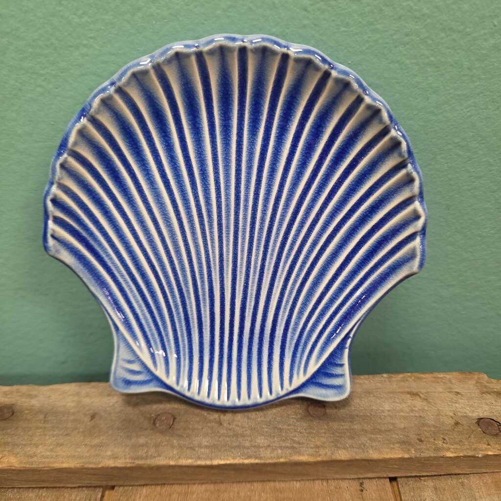 Ceramic Seashell Dish