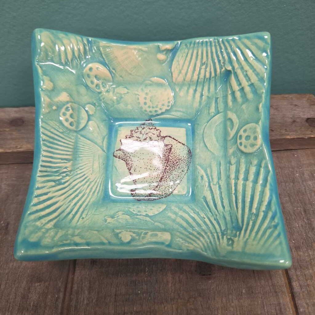 Ceramic Trinket Dish with Seashell Motif