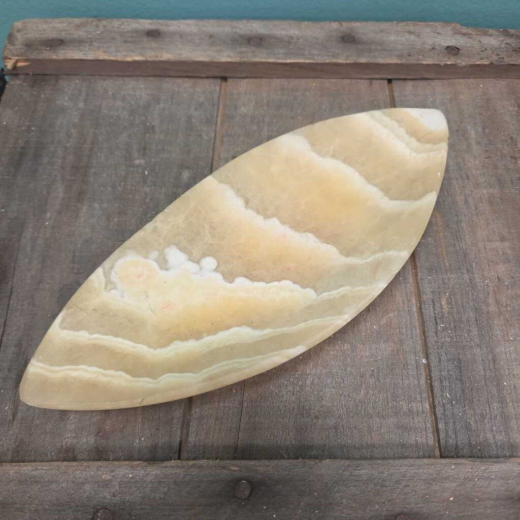 Onyx Marquise Shape Dish with Natural Banding