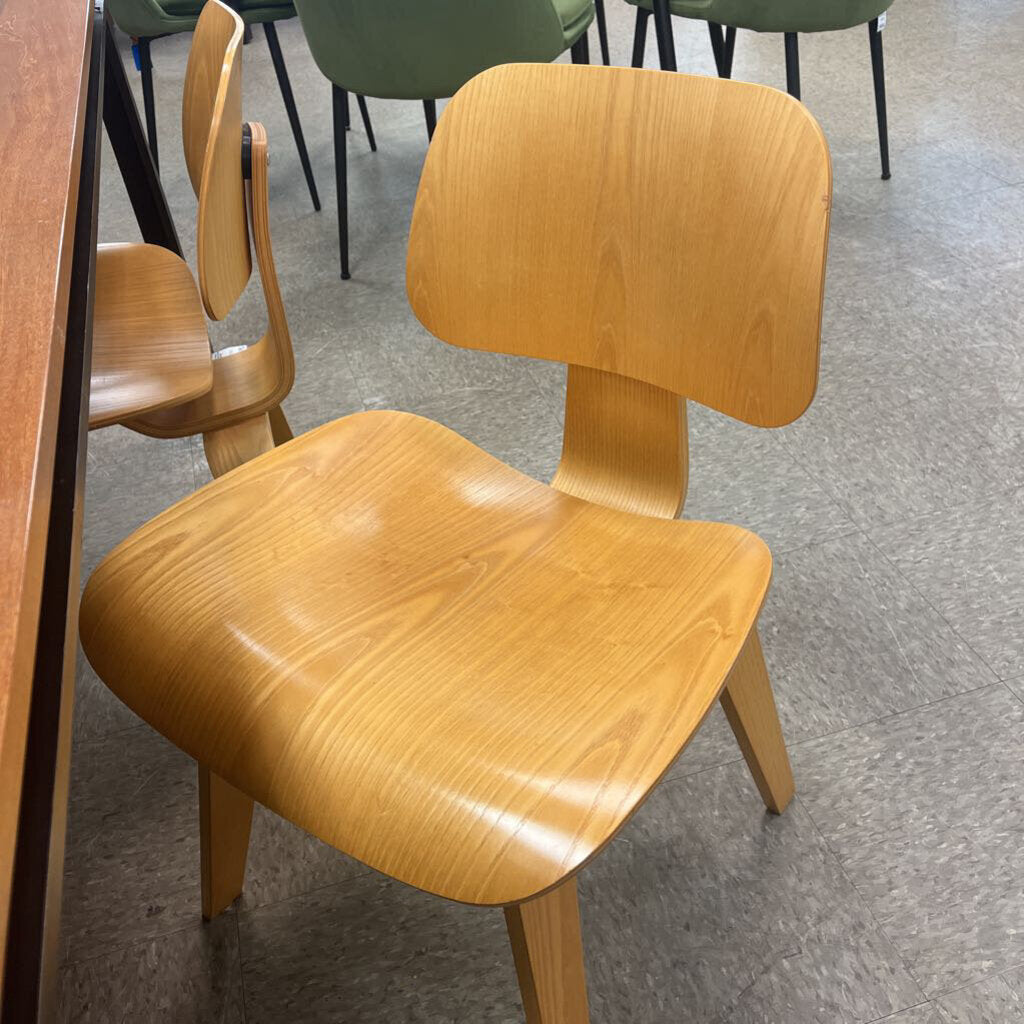 Herman Miller Eames Dining
