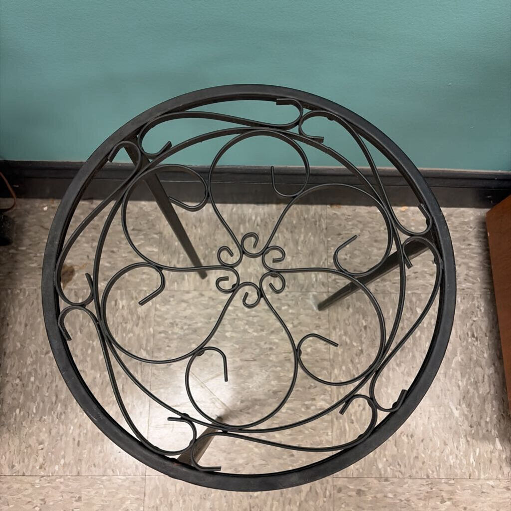 Black Metal Plant Stand