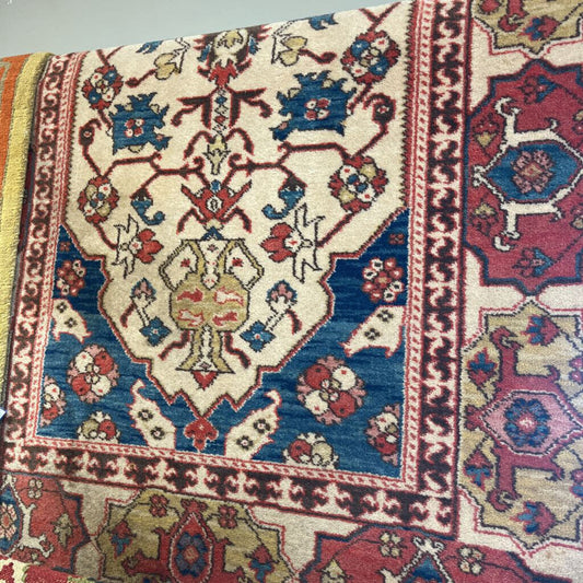Karastan Williamsburg Church Medallion Rug