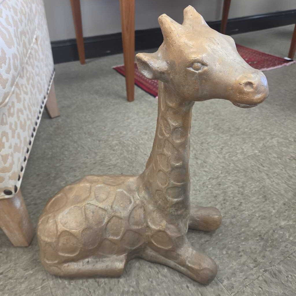 Sitting Giraffe Sculpture