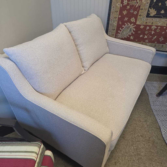 Modern 2-Cushion Upholstered Loveseat