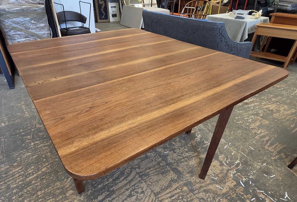 Traditional Style Drop Leaf Cherry Dining Table