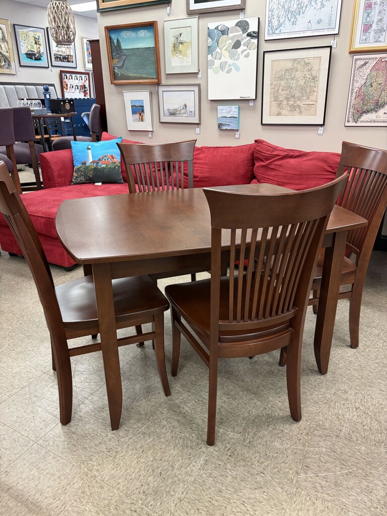 Canadel Solid Wood Dining Table w/4 Chairs