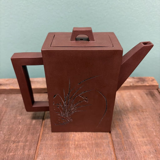 Traditional Chinese Yixing Zisha Clay Teapot
