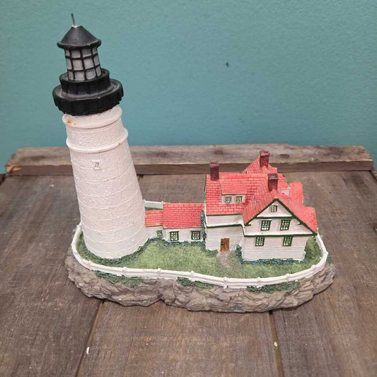 Scaasis Originals Portland Headlight Replica Figureine