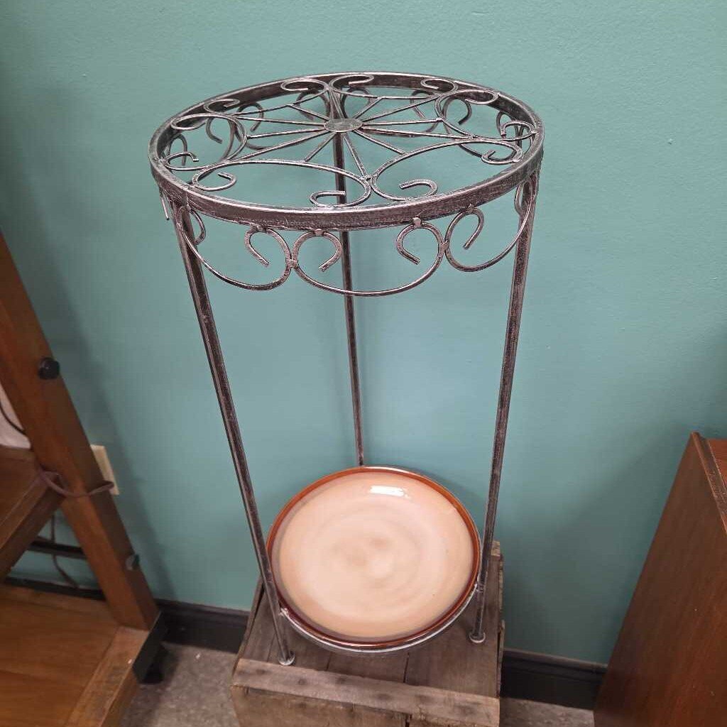 Metal Plant Stand with Ceramic Plate Bottom