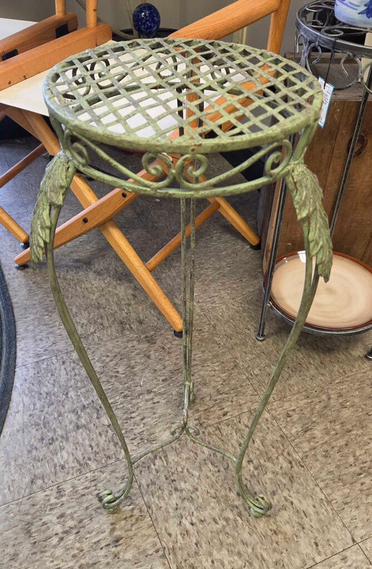 Green Wrought Iron Outdoor Plant Stand with Lattice Top