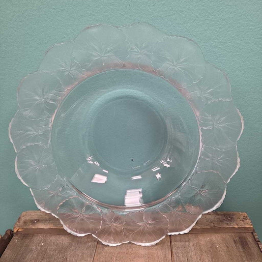 Lalique Crystal Honfleur Geranium Frosted Art Bowl